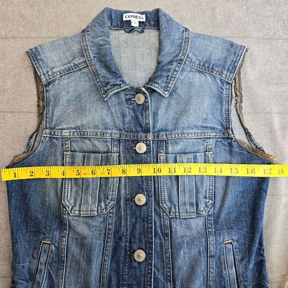 Express Womens Denim Vest Size Small Medium Wash Excellent Condition Sleeveless - Picture 5 of 6